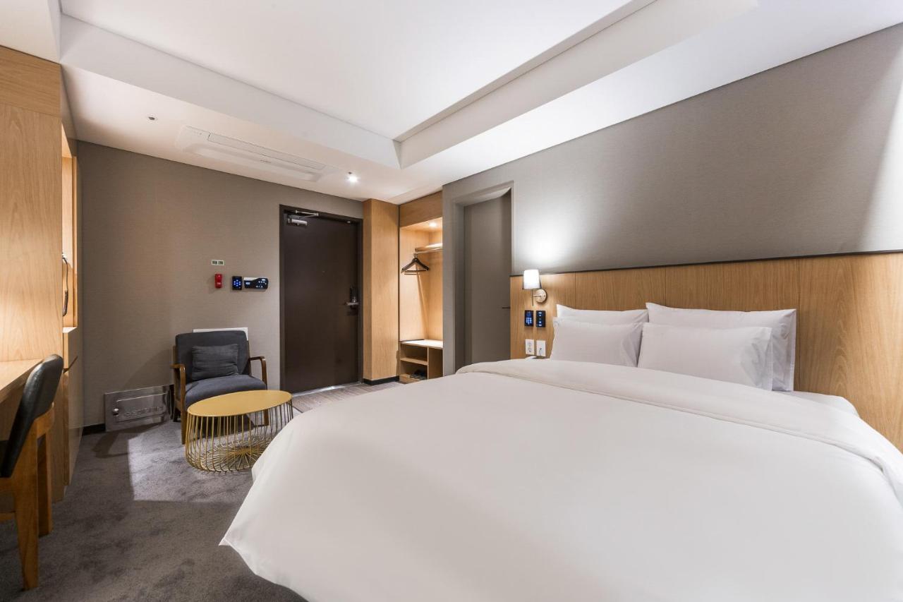 Gwangju Hound Hotel Gwangju Metropolitan City Екстериор снимка