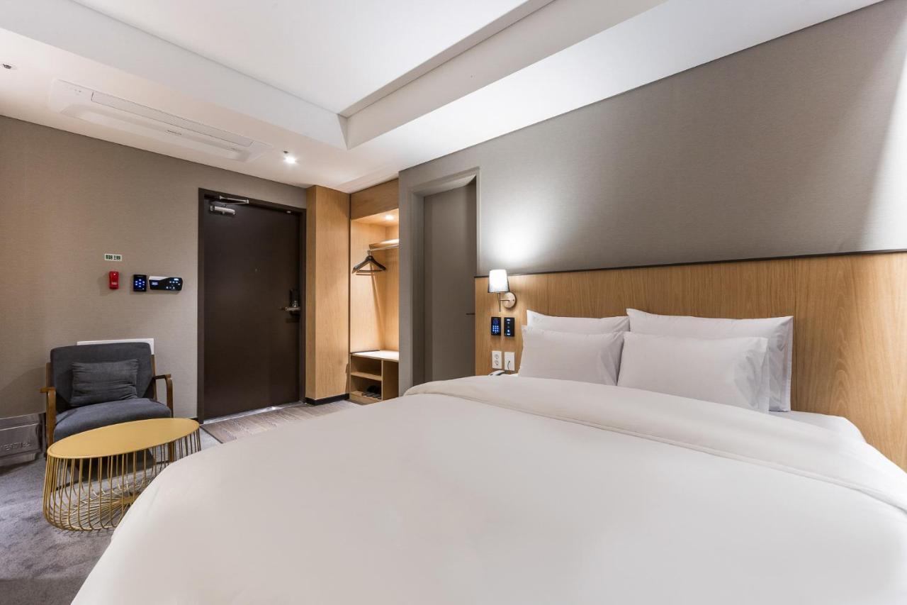 Gwangju Hound Hotel Gwangju Metropolitan City Екстериор снимка