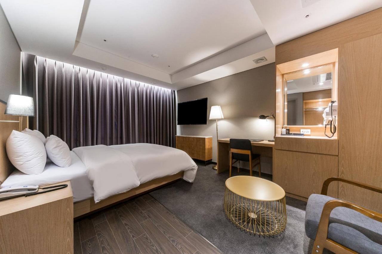 Gwangju Hound Hotel Gwangju Metropolitan City Екстериор снимка