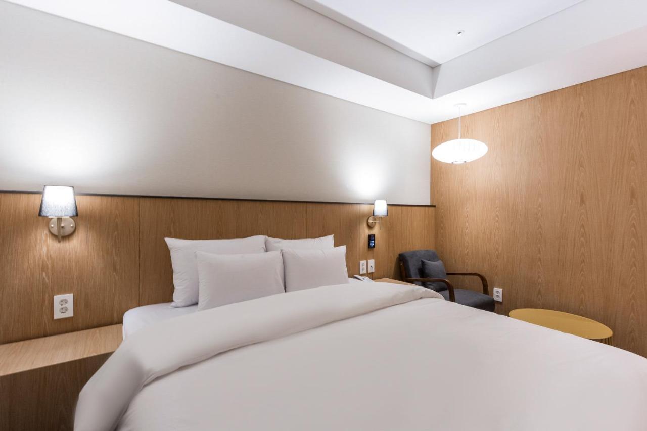 Gwangju Hound Hotel Gwangju Metropolitan City Екстериор снимка