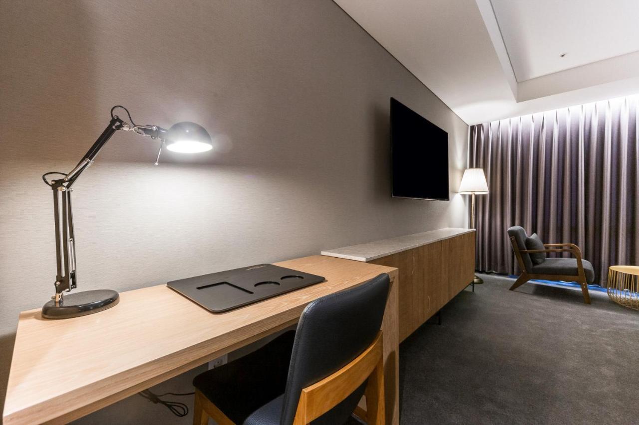 Gwangju Hound Hotel Gwangju Metropolitan City Екстериор снимка